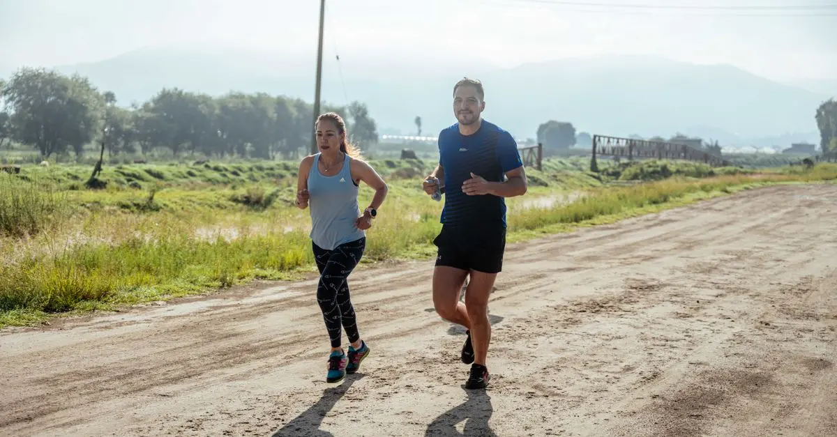 Strategies for Enhancing Durability in Long-Distance Running