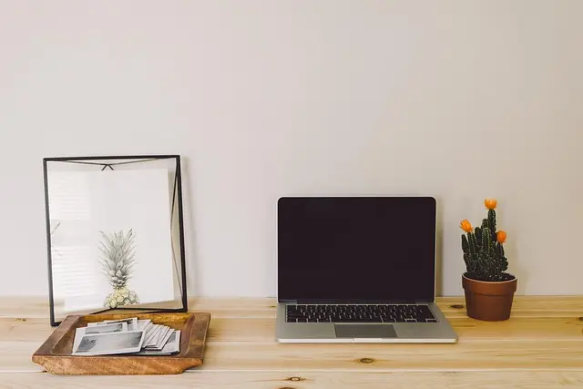 10 Essential Tips for Staying Active While Working from Home