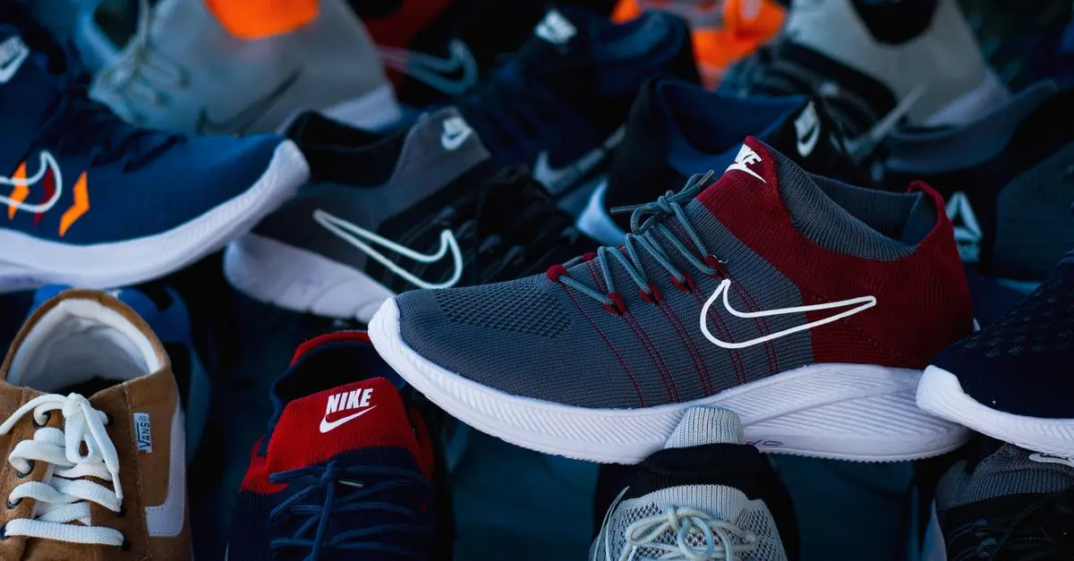 Essential Tips for Choosing the Right Running Shoes