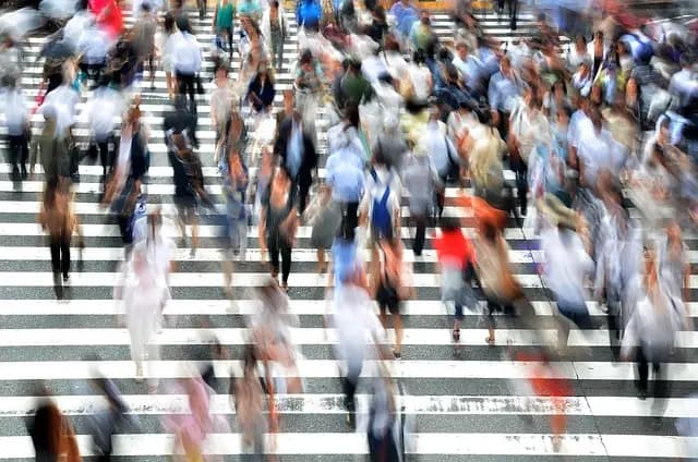 10 Essential Tips for Staying Active During Busy Days