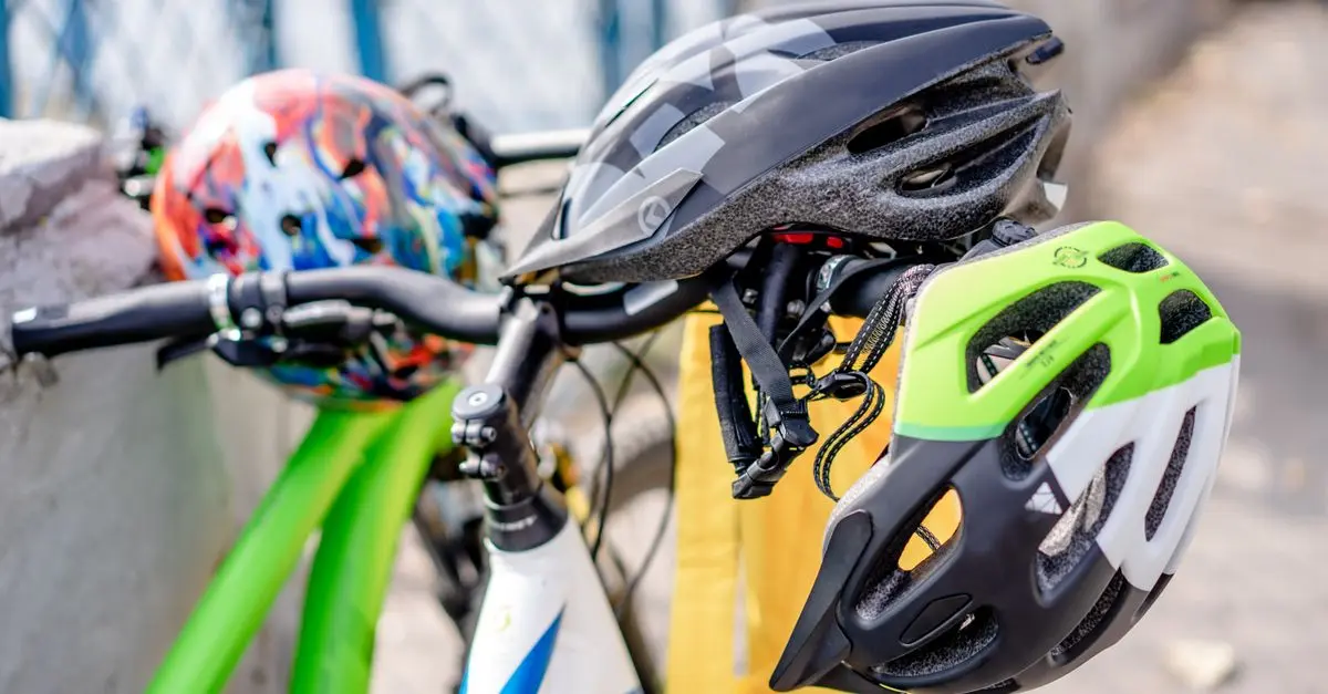 10 Essential Tips for Choosing the Right Sports Equipment