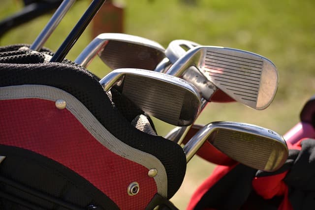 10 Tips for Choosing the Right Sports Equipment