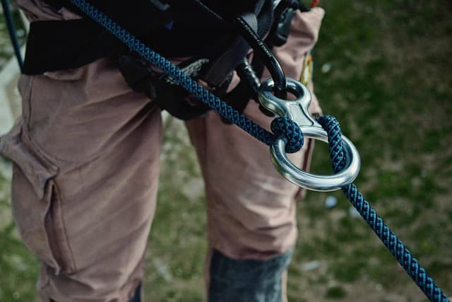 10 Essential Tips for Choosing the Right Sports Equipment